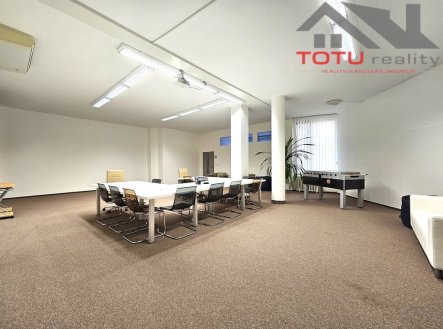 Pronájem obchodní prostory, 155 m²
