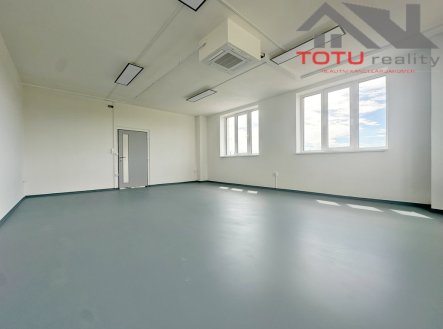 Pronájem kanceláře, 45 m²