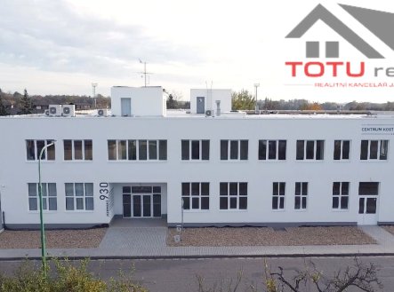 Pronájem kanceláře, 142 m²