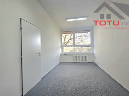 Pronájem kanceláře, 18 m²
