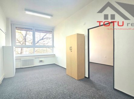 Pronájem kanceláře, 18 m²