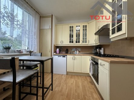 Pronájem bytu, 3+1, 72 m²