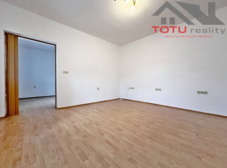 Pronájem bytu, 2+1, 60 m²