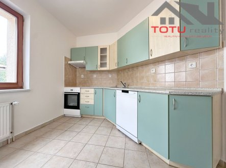 Pronájem bytu, 3+1, 69 m²