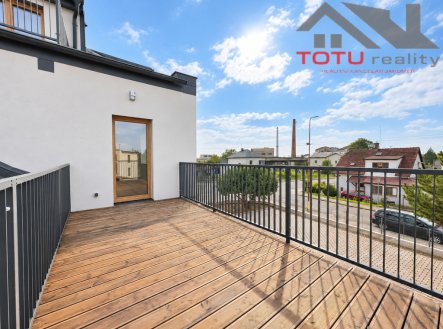Pronájem bytu, 2+kk, 58 m²