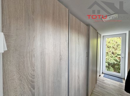 Pronájem bytu, 1+kk, 68 m²