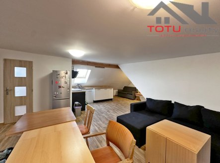 Pronájem bytu, 1+kk, 68 m²