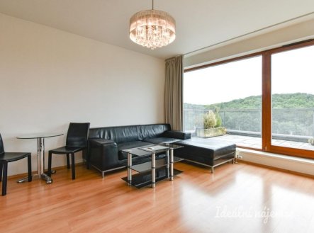 Pronájem bytu, 2+kk, 44 m²