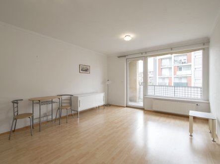 Pronájem bytu, 1+kk, 36 m² obrázek