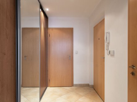 Pronájem bytu, 1+kk, 36 m²