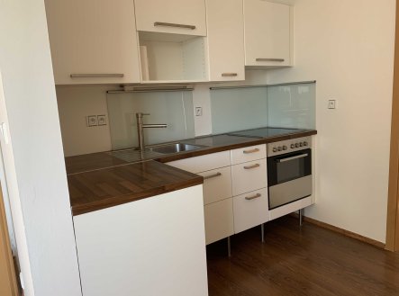 Pronájem bytu, 2+kk, 40 m² obrázek
