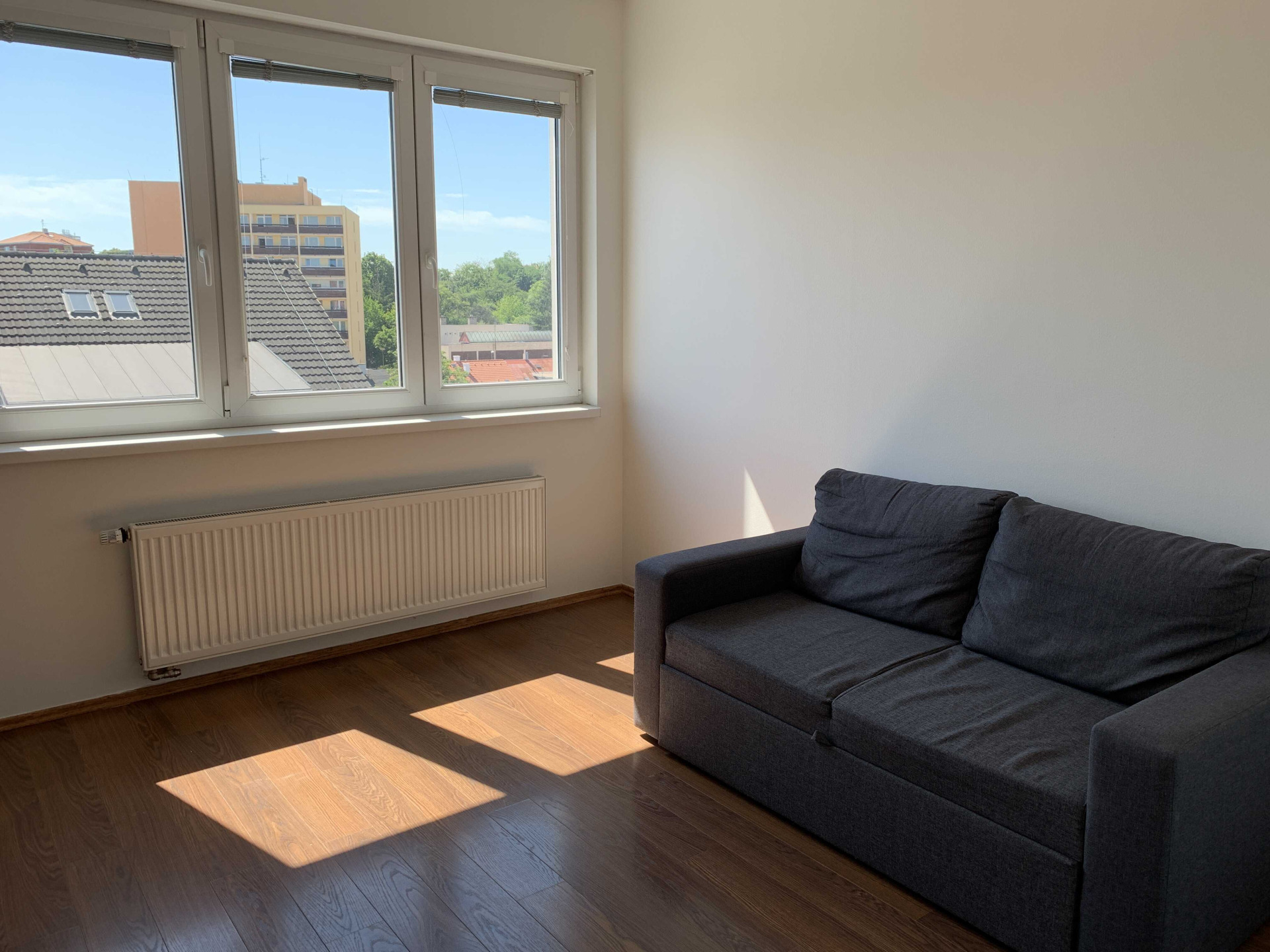 Pronájem bytu 2+kk, Na Hroudě, Praha - Strašnice, 20900 Kč/měs, 40 m2