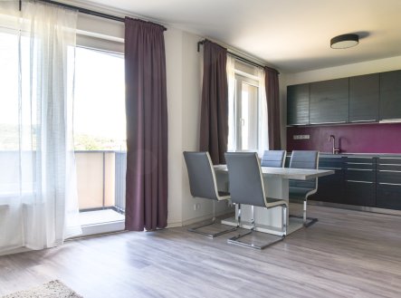 Pronájem bytu, 1+kk, 40 m² obrázek