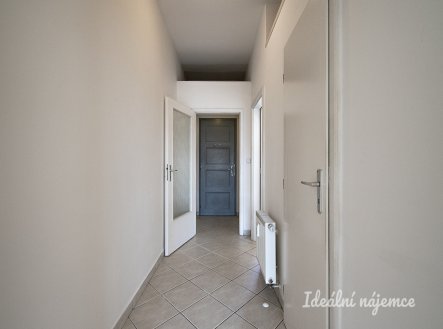 Pronájem bytu, 1+1, 35 m²