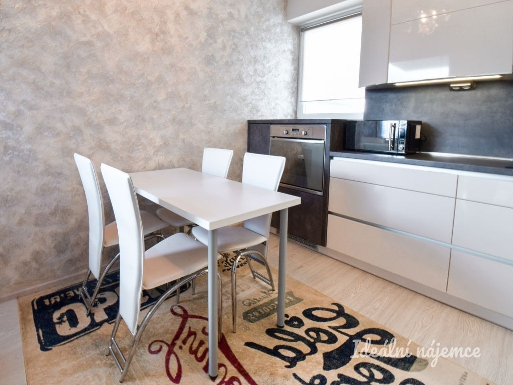 Pronájem bytu 3+kk, Hvozdecká, Brno - Bystrc, 26 500 Kč/měs, 76m2
