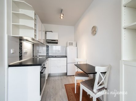 Pronájem bytu, 1+kk, 35 m²