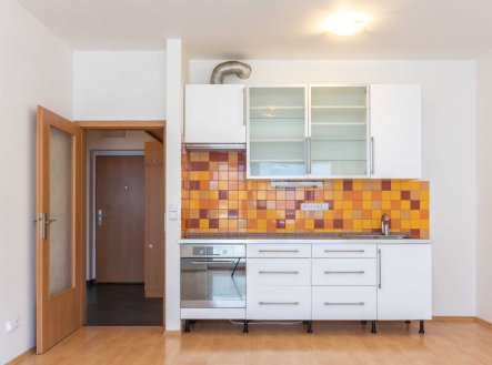 Pronájem bytu, 2+kk, 48 m²