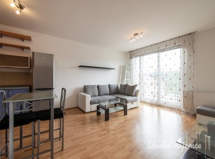 Pronájem bytu, 1+kk, 34 m²