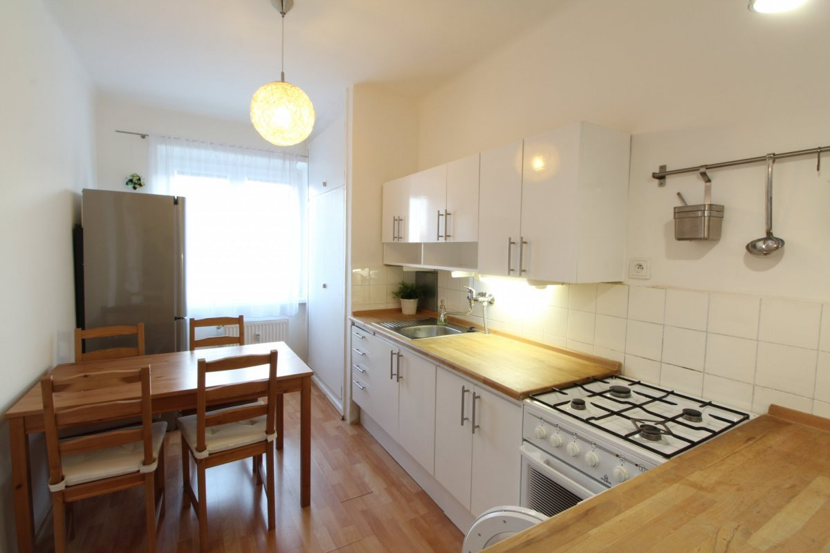 Pronájem bytu 2+1, Jerevanská, Vršovice,  23 100 Kč/měs, 64 m2