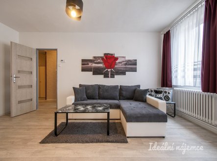 Pronájem bytu, 2+1, 75 m²