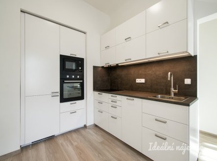 Pronájem bytu, 2+kk, 40 m² obrázek
