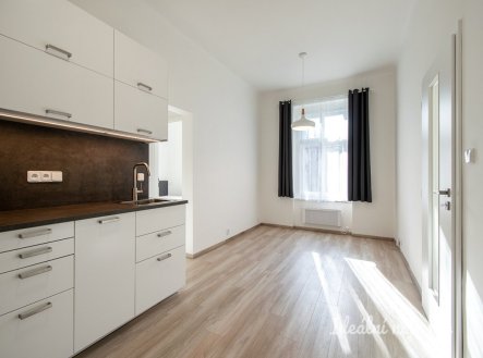 Pronájem bytu, 2+kk, 40 m²