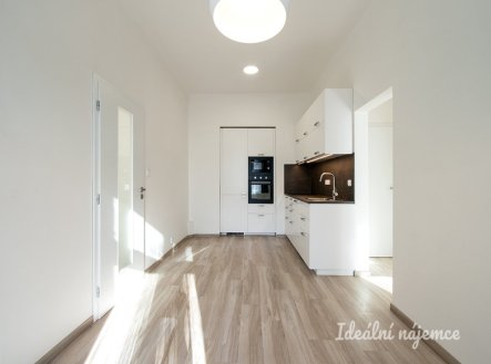 Pronájem bytu, 2+kk, 40 m²