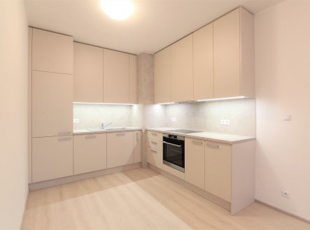 Pronájem bytu, 2+kk, 60 m² obrázek