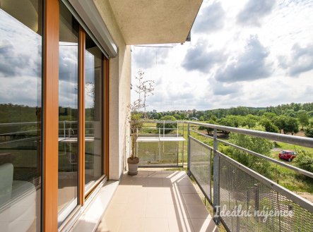 Pronájem bytu, 4+kk, 100 m²