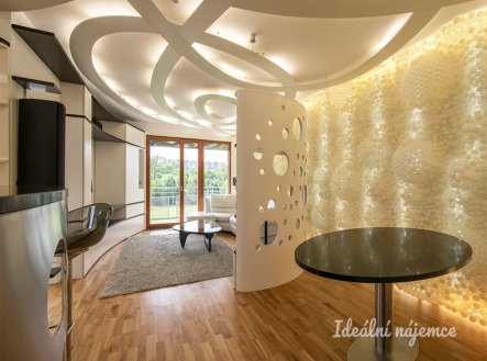 Pronájem bytu, 4+kk, 100 m²