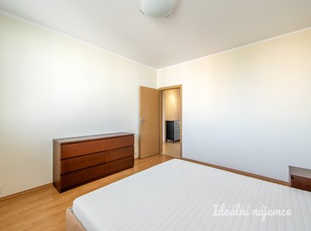 Pronájem bytu, 3+kk, 82 m²