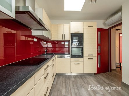 Pronájem bytu, 3+kk, 78 m²
