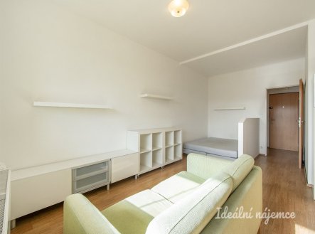 Pronájem bytu, 1+kk, 33 m²