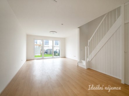 Pronájem bytu, 4+kk, 107 m²