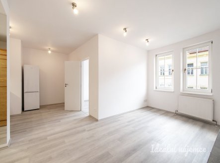 Pronájem bytu, 2+kk, 45 m²