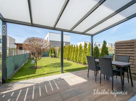 Pronájem bytu, 4+kk, 201 m²