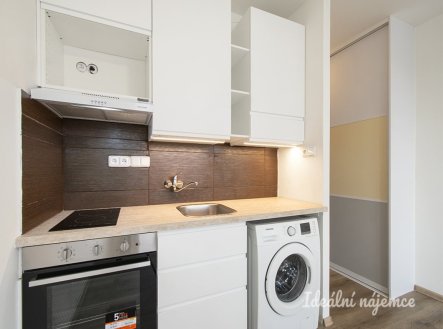 Pronájem bytu, 1+kk, 27 m²
