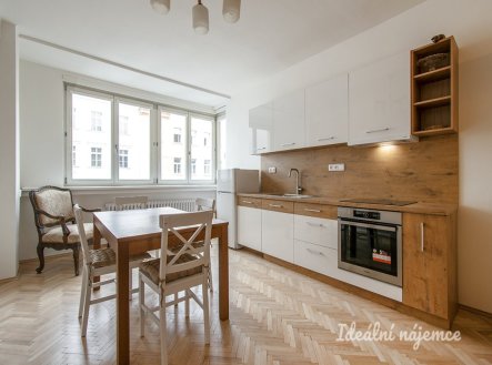 Pronájem bytu, 3+kk, 70 m²