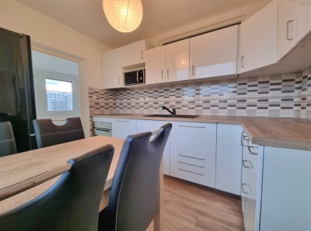 Pronájem bytu, 2+1, 55 m² obrázek