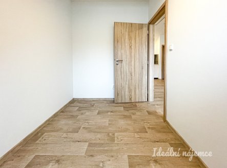 Pronájem bytu, 3+kk, 36 m²