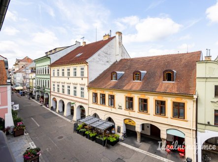 Pronájem bytu, 2+1, 92 m²