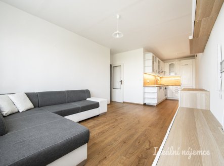 Pronájem bytu, 3+kk, 63 m²
