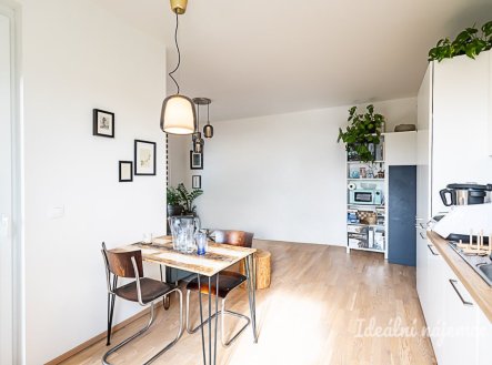 Pronájem bytu, 3+kk, 75 m²