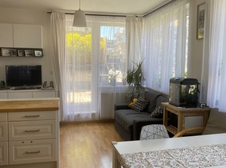 Pronájem bytu, 3+kk, 62 m²