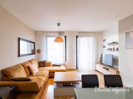 Pronájem bytu, 2+kk, 59 m²