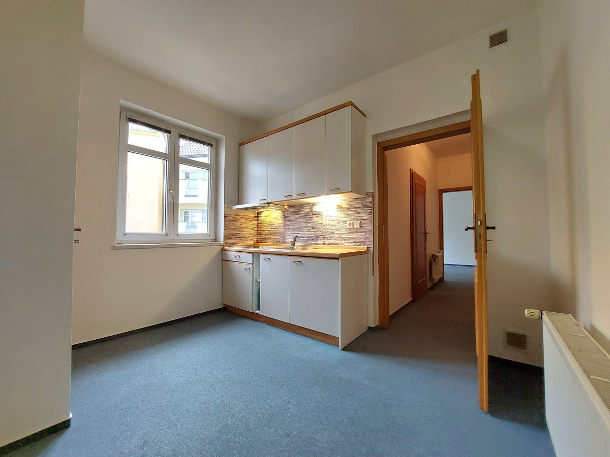 Pronájem bytu 1+1, Pardubická, Hradec Králové, 13000 Kč/měs, 40 m2