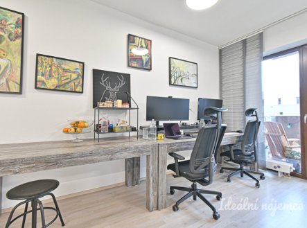 Pronájem bytu, 2+kk, 61 m²
