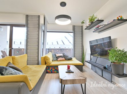 Pronájem bytu, 2+kk, 61 m²