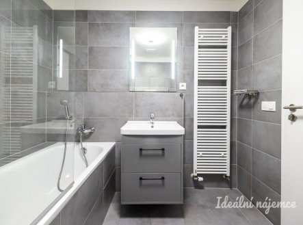 Pronájem bytu, 2+kk, 50 m²