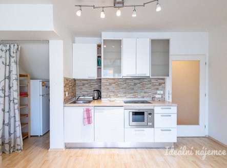 Pronájem bytu, 2+kk, 44 m²